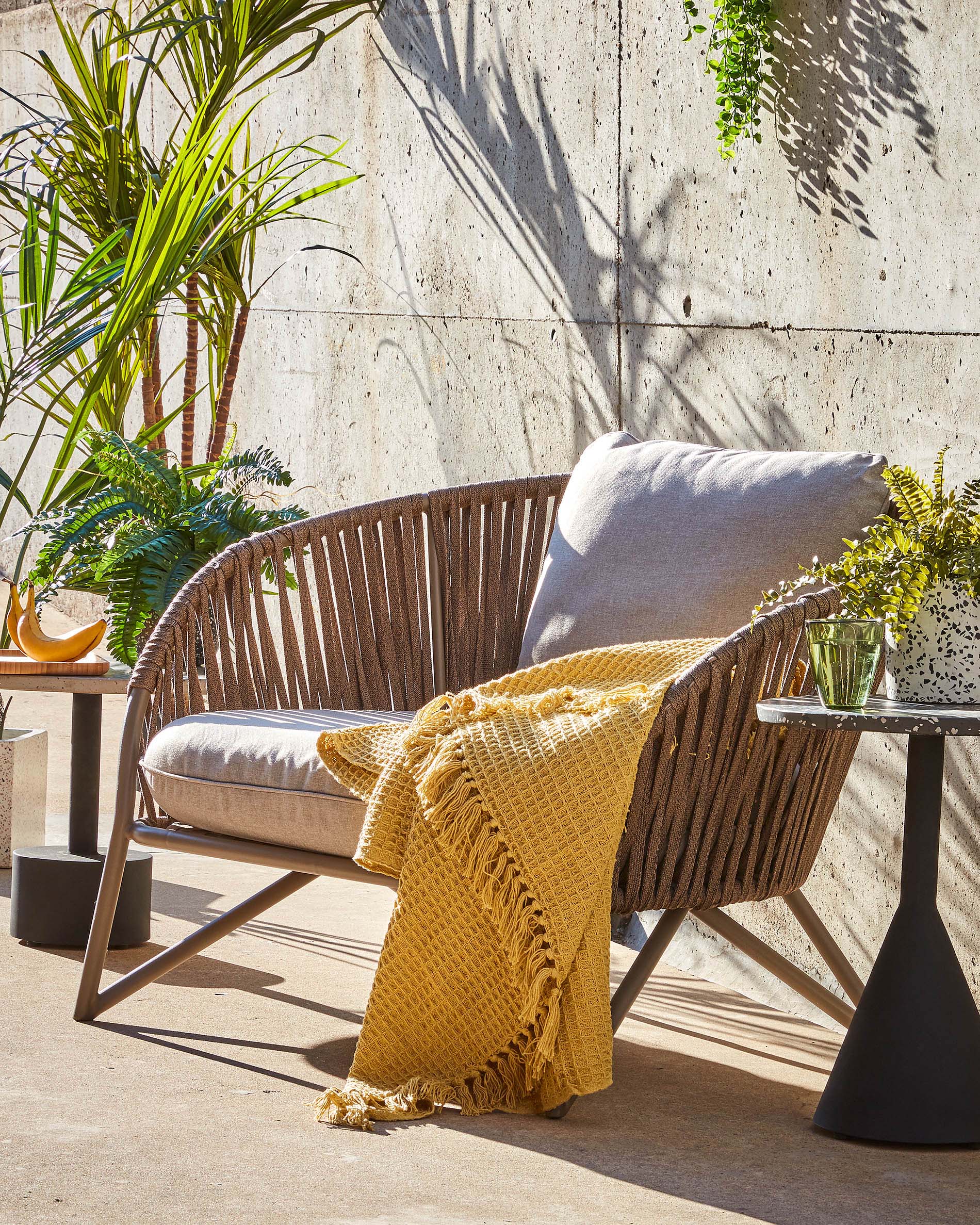 91c9d2e9a600407ca616d4b5aaba436e